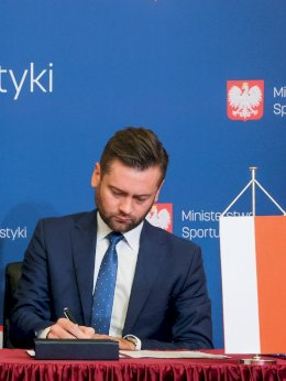 WYKLUCZENIE AGRESORA I WSPÓŁPRACA Z UKRAINĄ