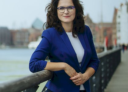 Aleksandra Dulkiewicz, prezydent Gdańska: Gdańsk jest miastem, w którym hołduje się zasadom takim jak solidarność, wsparcie i współpraca – a ta wystawa dobitnie to podkreśla!