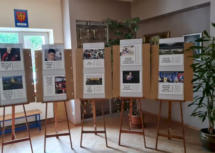 Jolanta Myśliwiec, dyrektor Szkoły Podstawowej nr 2 z Oddziałami Dwujęzycznymi im. Marii Konopnickiej w Jaśle: Mamy z tyłu głowy, że konflikt trwa i że nadal trzeba pomagać