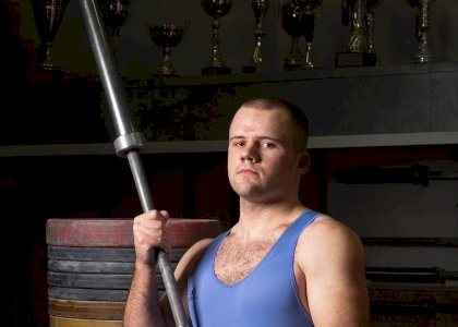 Dużo przekazuję na potrzeby naszej armii. Musimy wygrać tę wojnę!